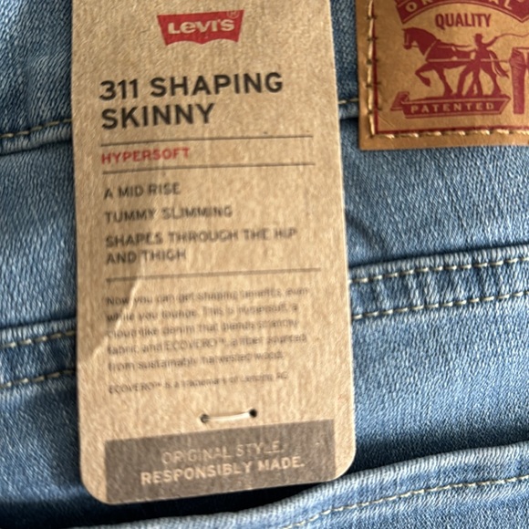 Levi NWT tags 311 shaping skinny hyper soft tummy slimming Levi’s - Picture 7 of 9